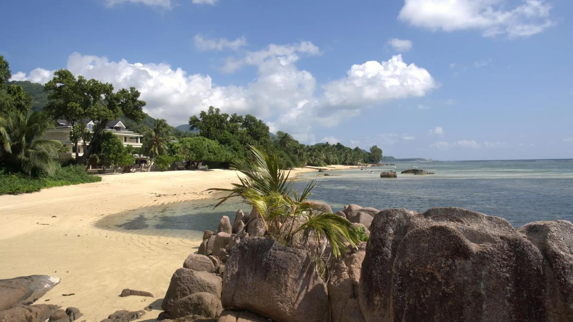 Crown Beach Hotel Seychelles Pointe Au Sel