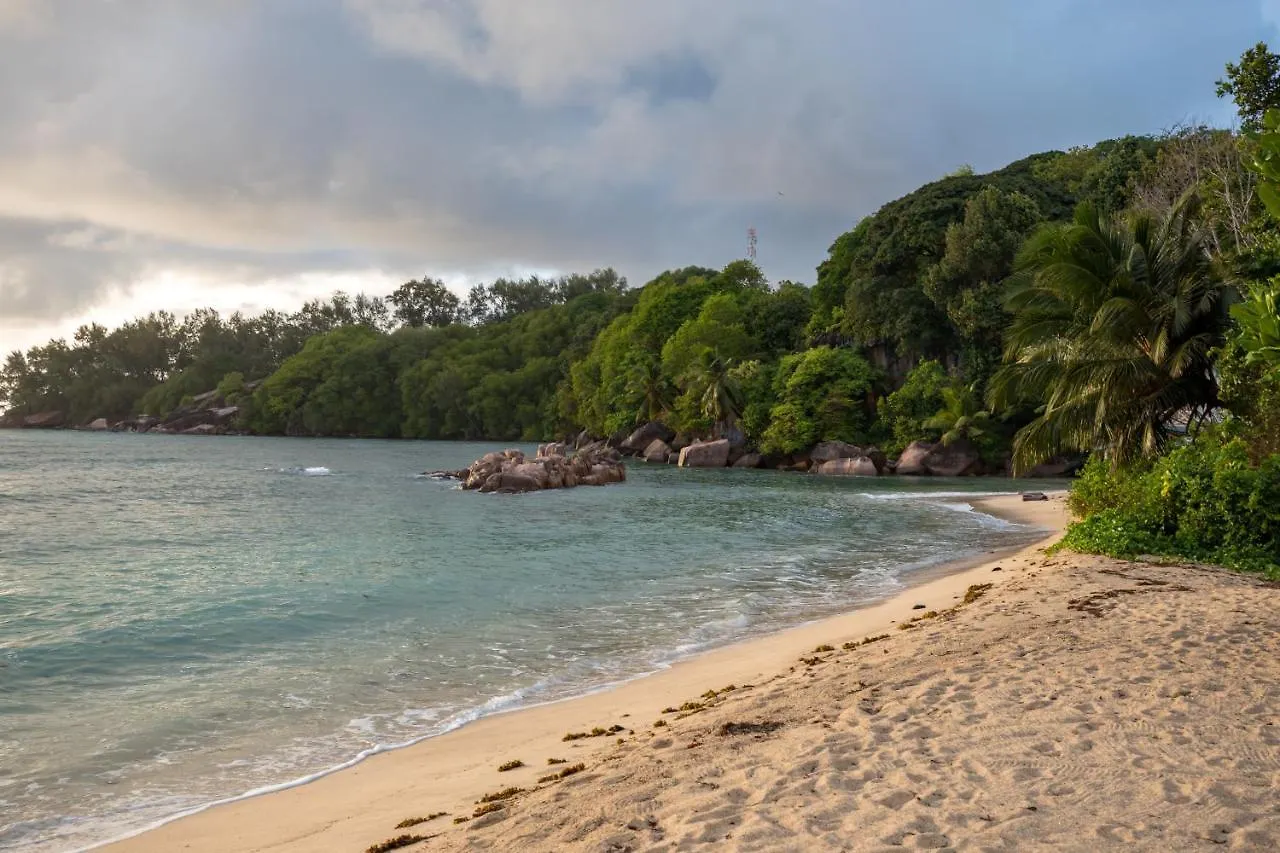 Crown Beach Hotel Seychelles Pointe Au Sel