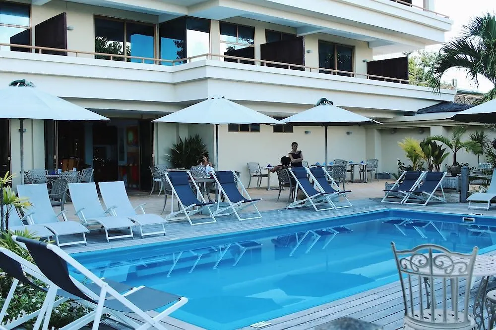 Crown Beach Hotel Seychelles Pointe Au Sel 4*,