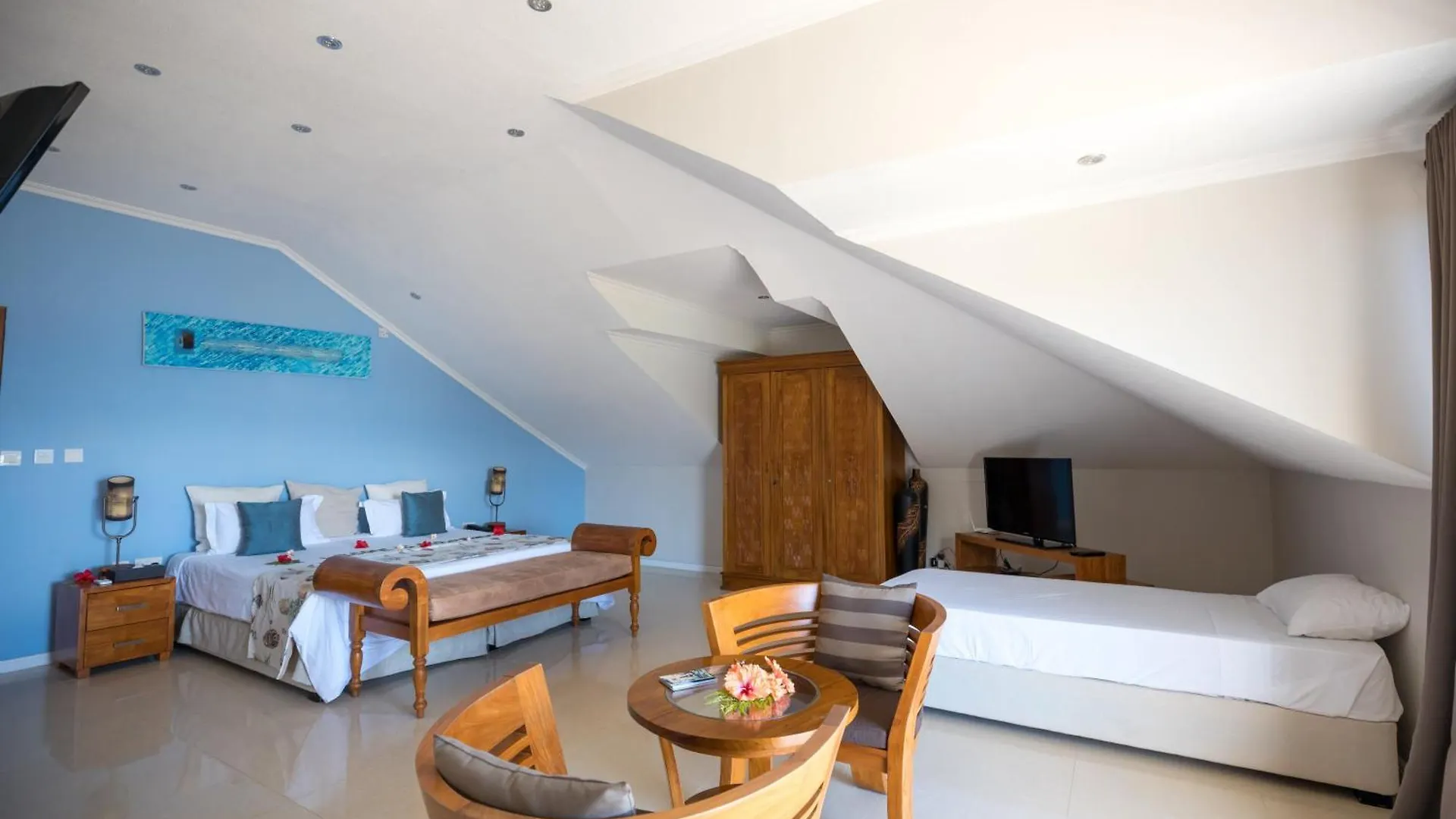 Crown Beach Hotel Seychelles Pointe Au Sel 4*,  Seychelles