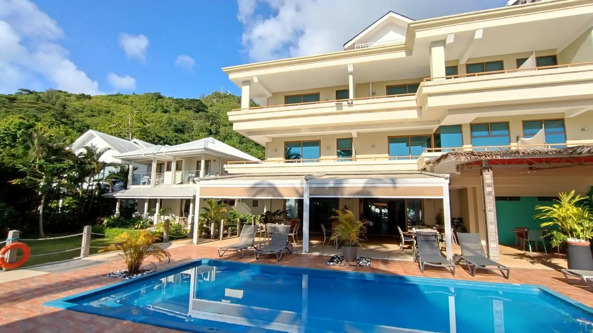 Crown Beach Hotel Seychelles Pointe Au Sel